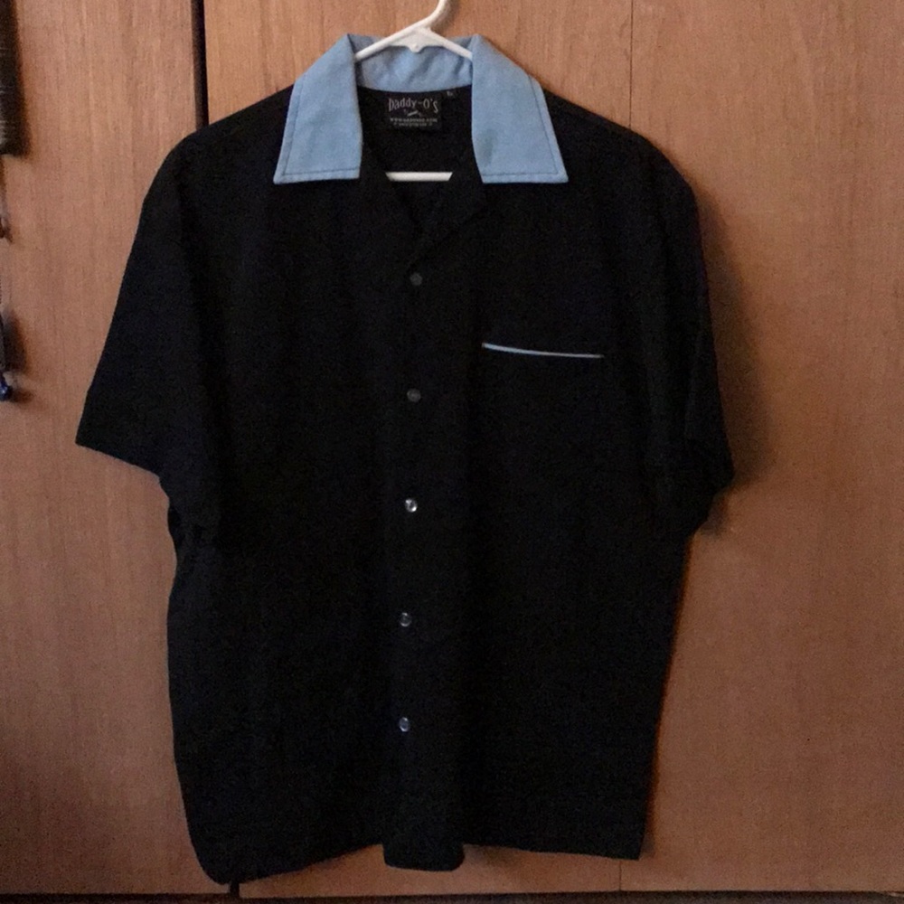 Bowling shirt